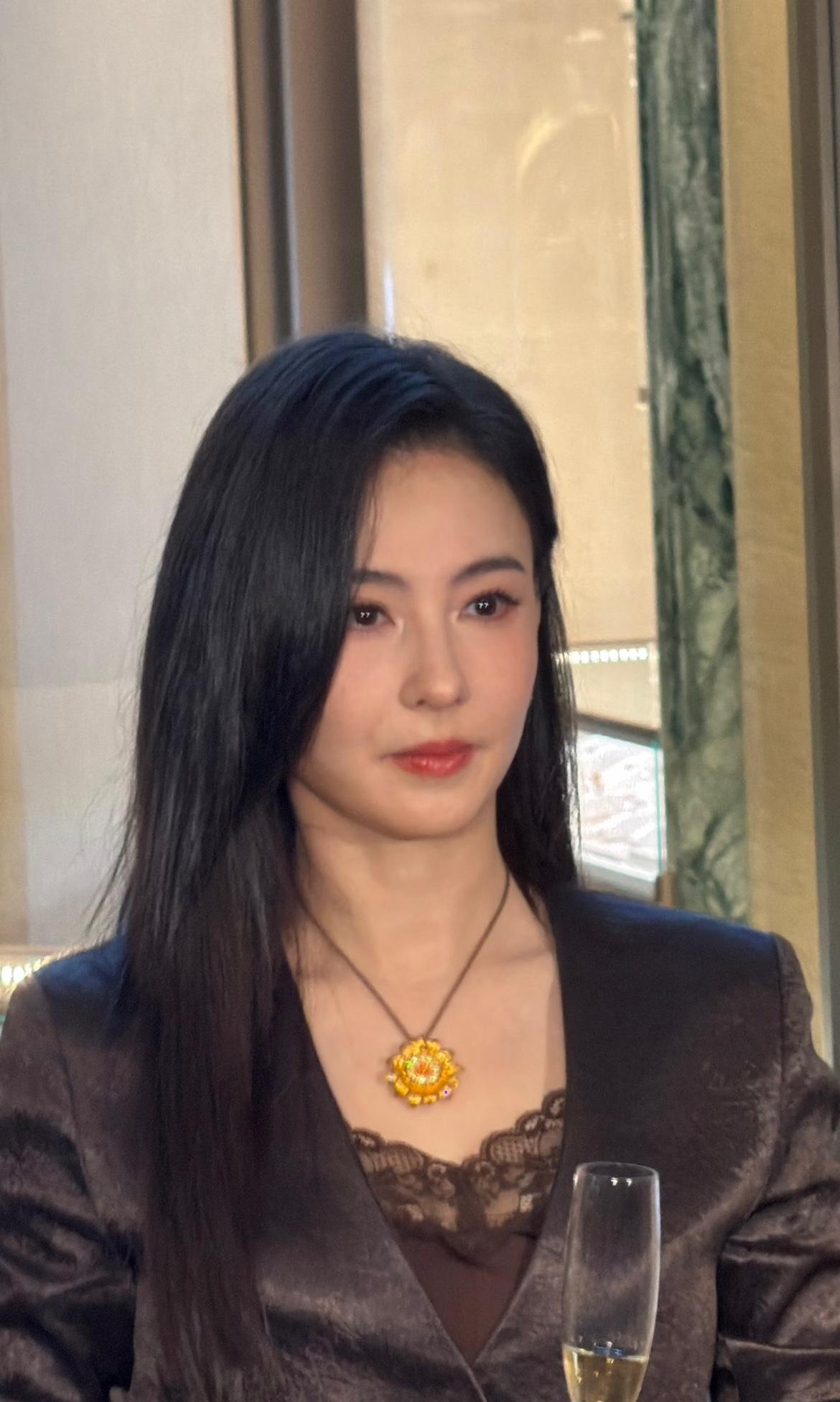 内娱终于出现了一个可怕的演员，
那就是张柏芝
不是因为她长得有多好看，而是她真的