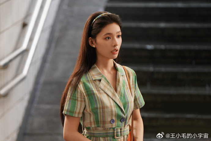 郑晓龙拍了女演员被潜规则 《冬去春来》里林允演的沈冉冉太让人心疼了！没背景的北漂