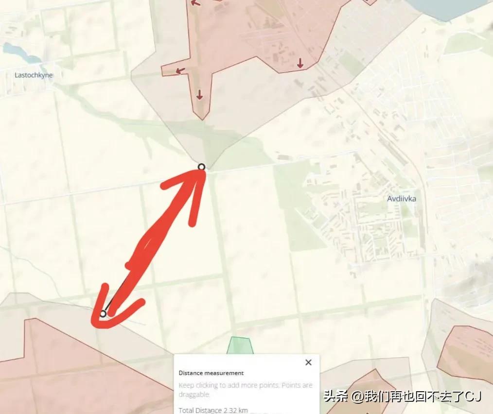据俄媒最新消息：阿夫捷耶夫卡城区包围圈已经基本关闭，见图一。
目前这里面共被包围