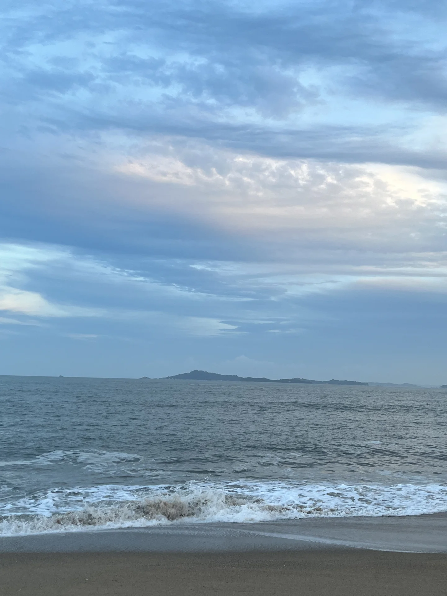 一个人看海也会很治愈
