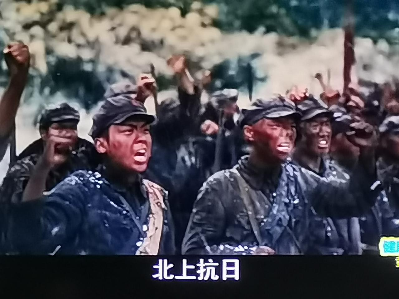 观《伟大的长征》第二十集有感
——青杠坡雨夜一渡赤水
遵义会议后，红军北渡长江受