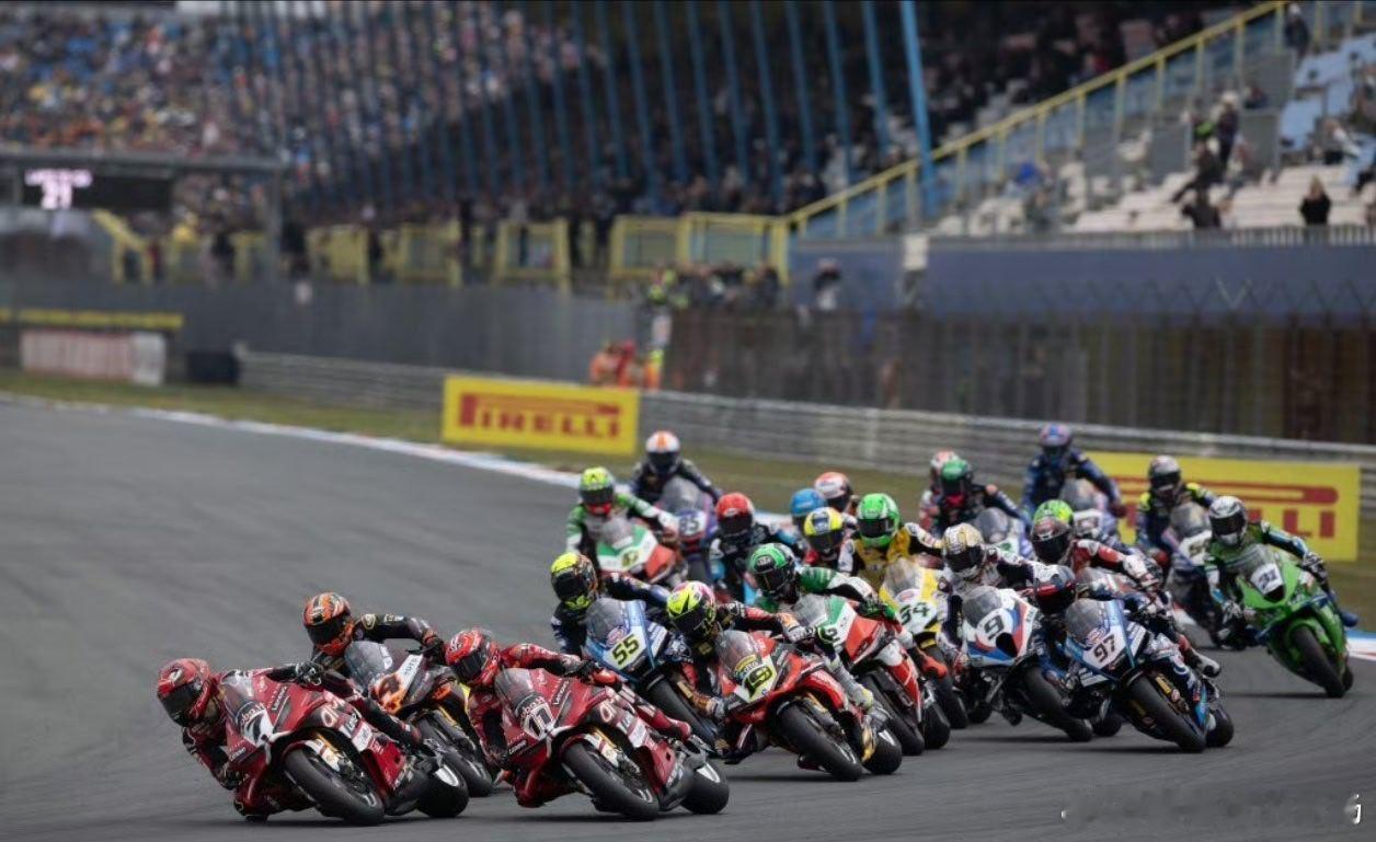 在2026年世界超级摩托车锦标赛（WSBK）荷兰站第二回合正赛中，中国摩托车品牌
