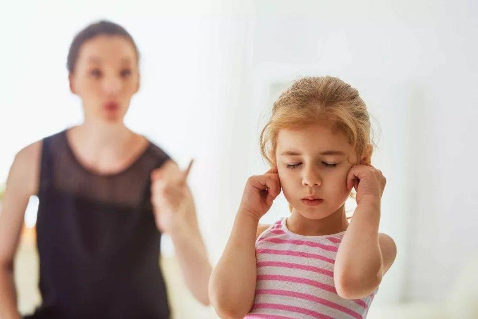 健全人格：孩子未来成功的关键

在当代社会，学习成绩往往被视为孩子未来的决定性因