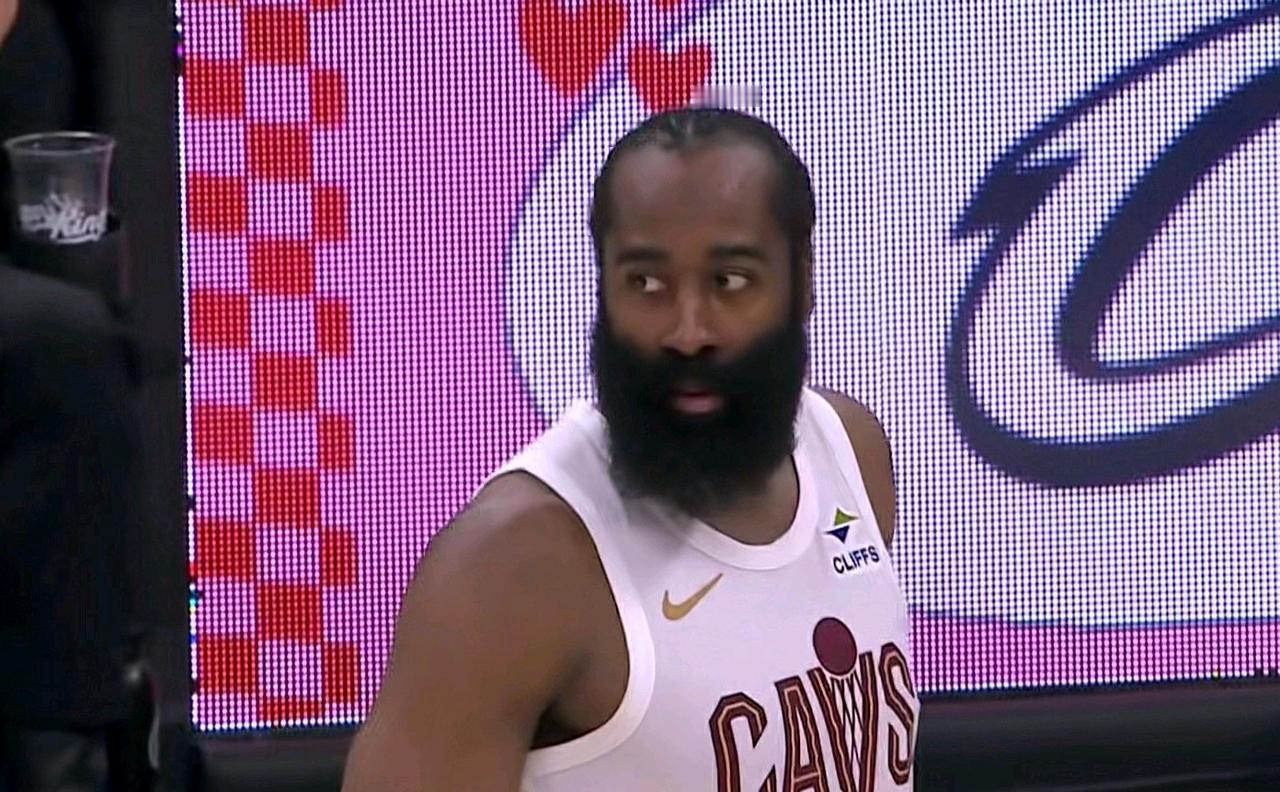 杜绝一场论！哈登骑士首秀赢球的真实观赛感受：23分8助攻3失误！正负值-14！说