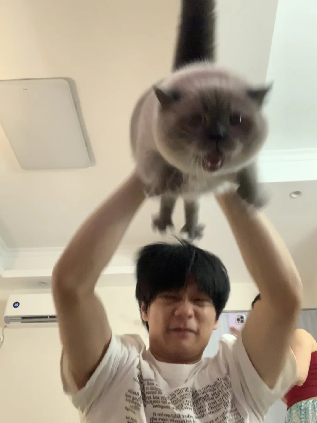 人，吃咪一jio