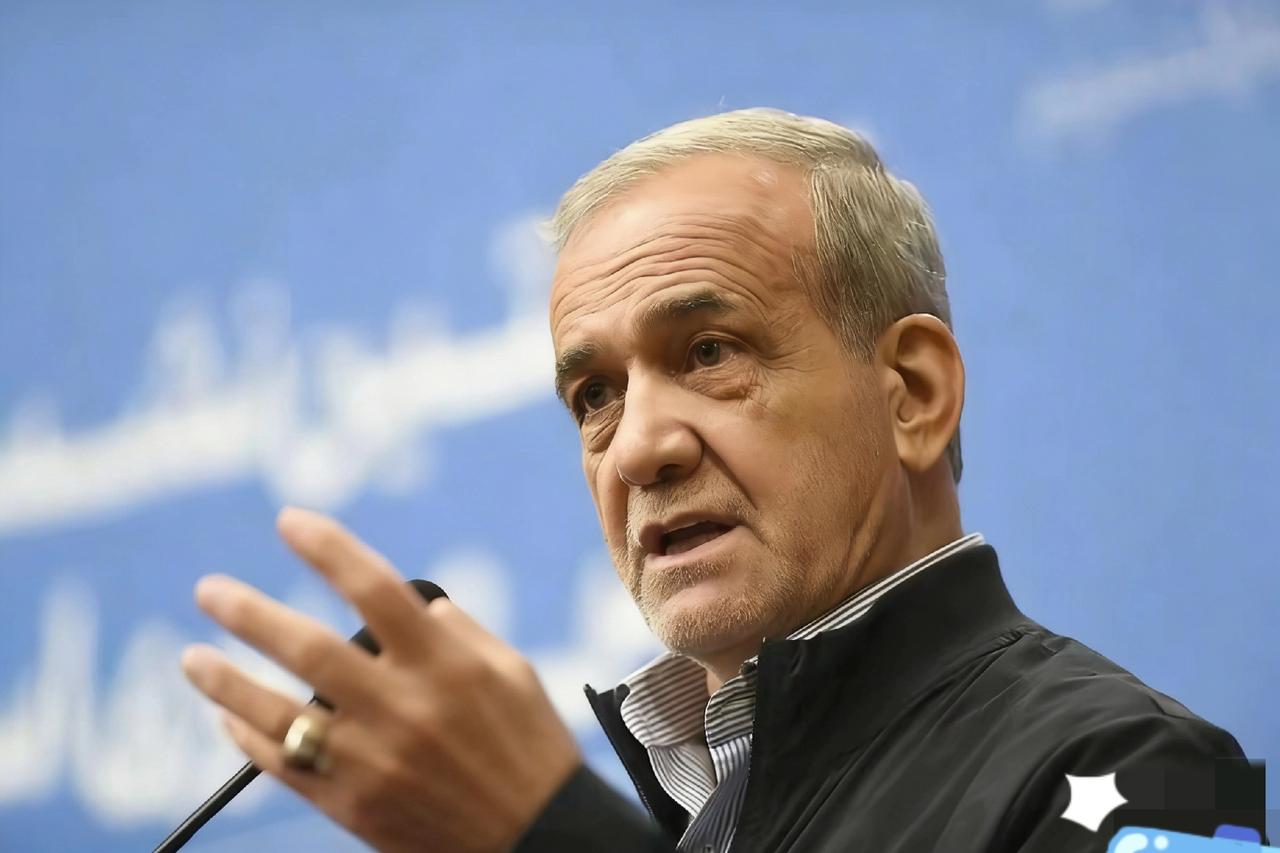 伊朗传来新消息了！
1月25日，伊朗德黑兰革命广场高调揭幕反美宣传画，硬核警告美