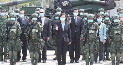 台湾青年联合会理事长何溢诚表示：“如果大陆想要武统台湾，那么台湾可能见不到解放军