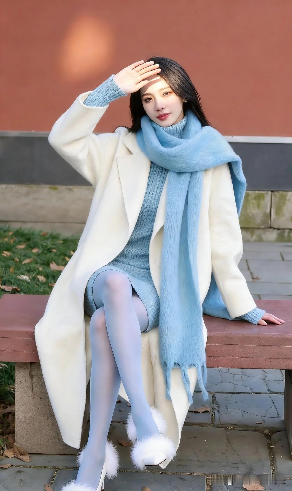 冬日暖阳下，温柔蓝白穿搭，尽显冬日浪漫气息。挣钱最终为了什么？