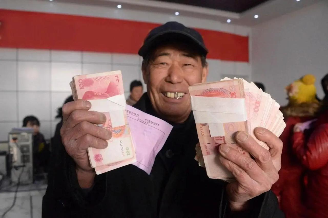 为什么西方国家总盯着中国工人福利？背后的算盘，远不止是工资。
这几年，关于中国工