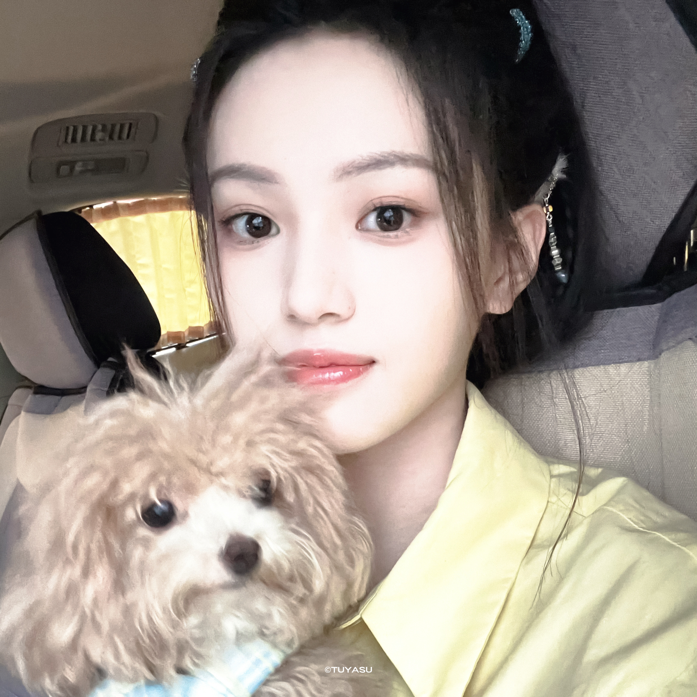 沈羽洁^ ^