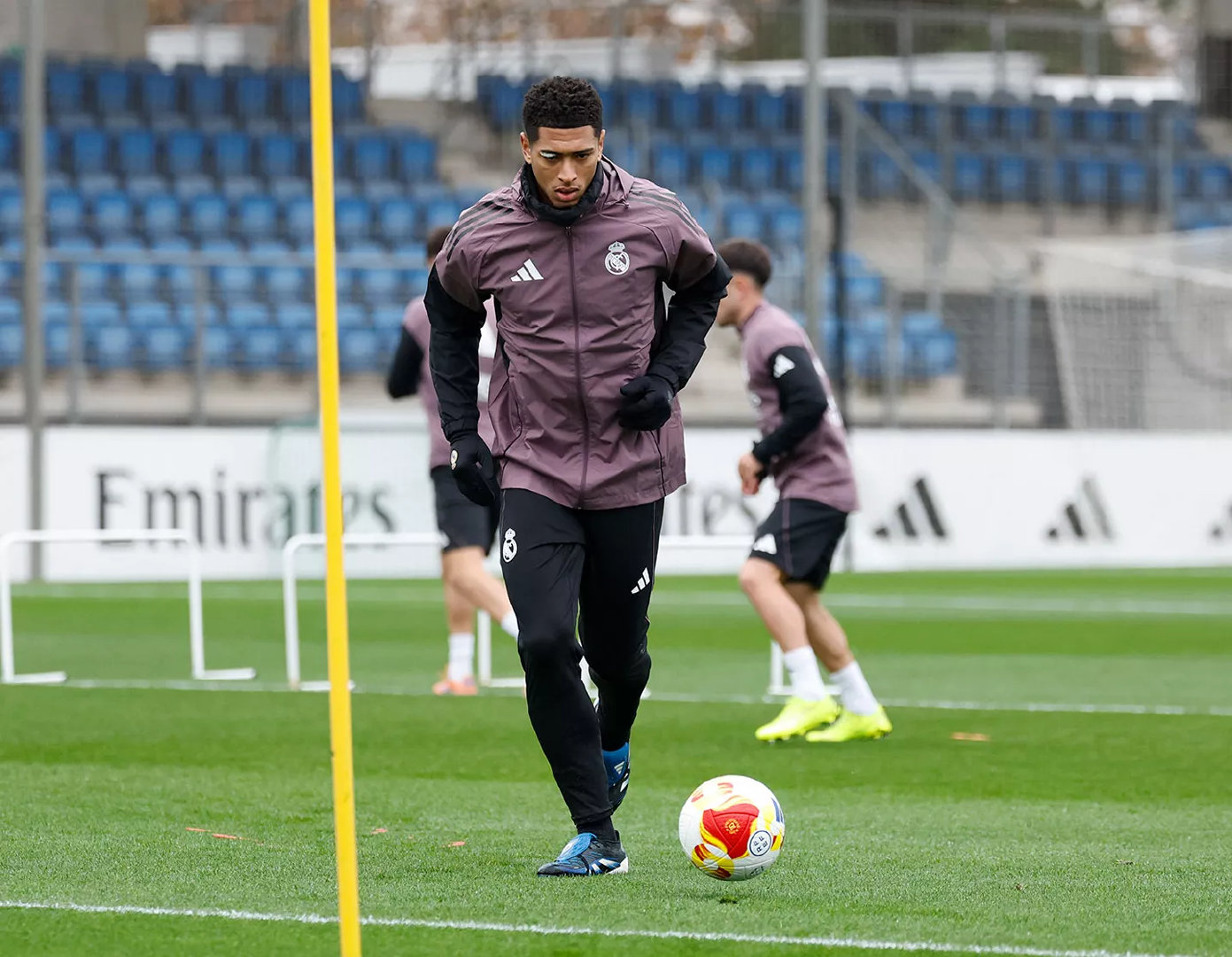 2025.12.16今日，球队完成备战塔拉韦拉。❌ 姆巴佩、巴尔韦德、吕迪格没有