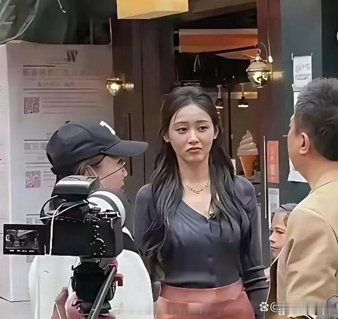 张天爱没了美颜滤镜，原来这才是明星最真实的状态 
