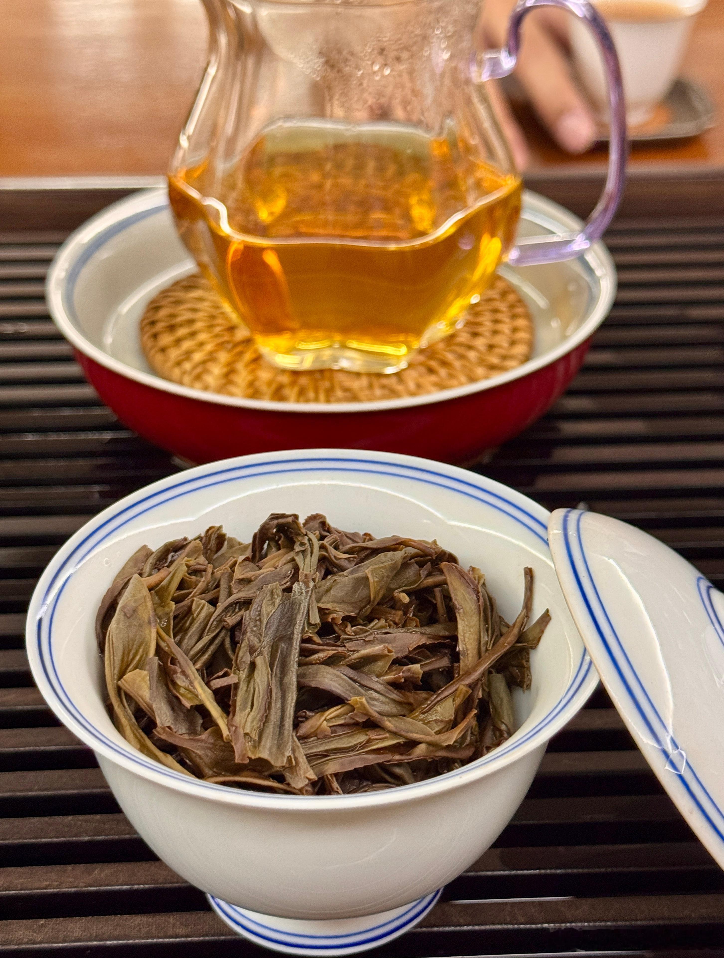 喝茶[挤眼]蜜兰香单丛，蜜韵足啊 ​​​