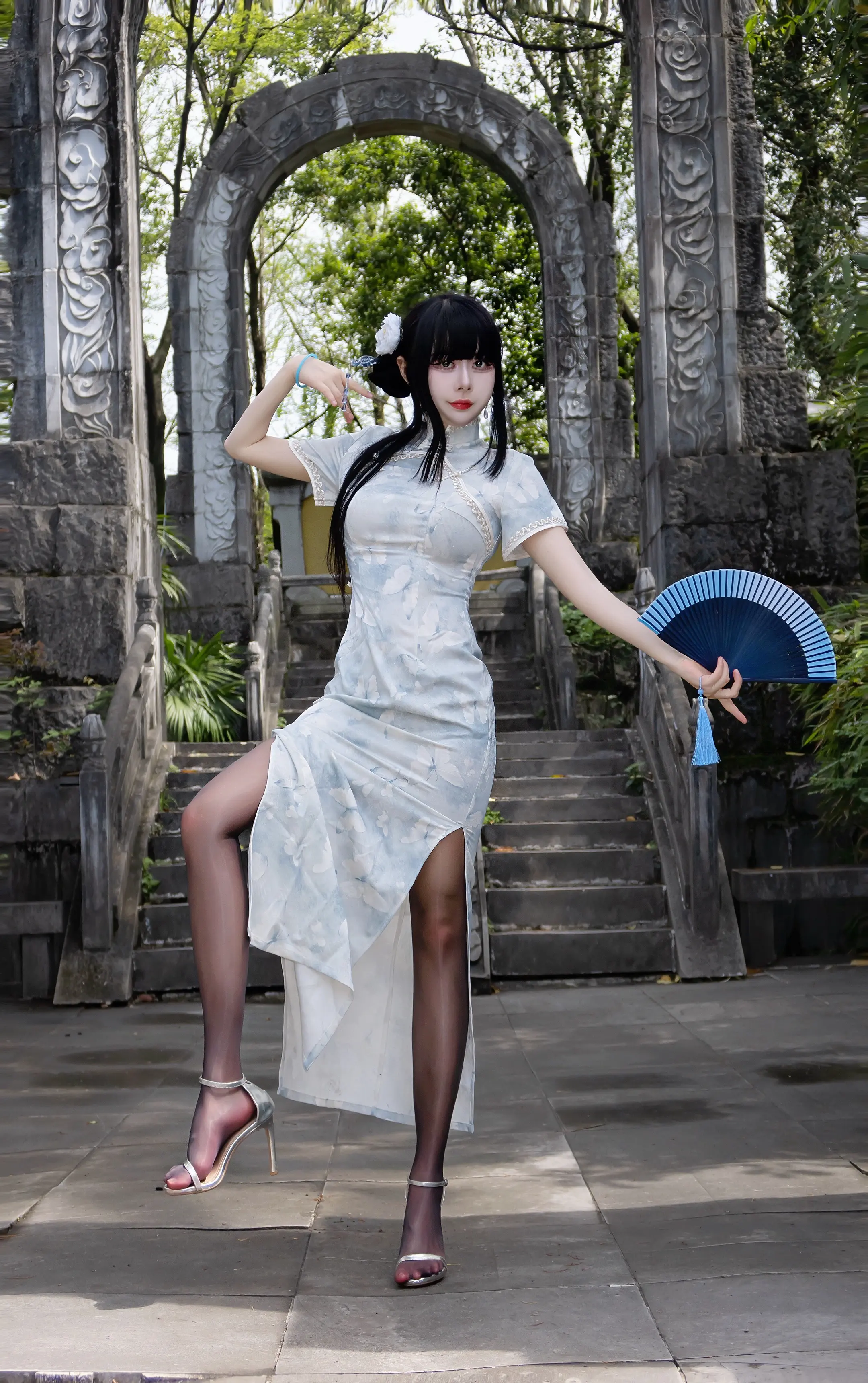 我欲迎风再留住几步