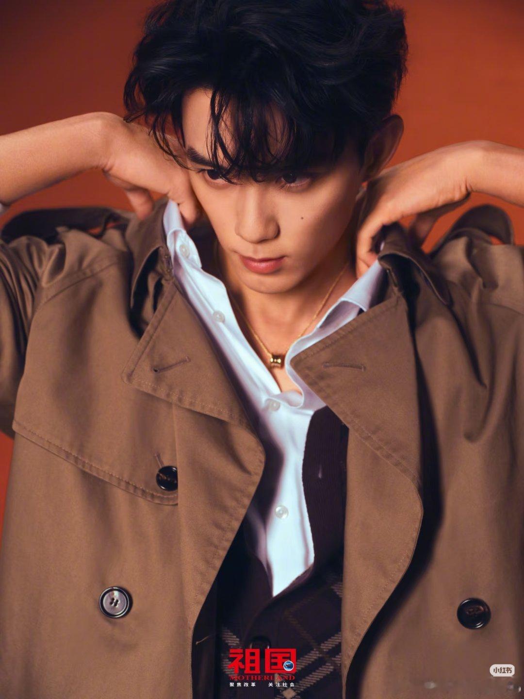 封面人物｜《祖国》杂志 ✖️ 吴磊吴磊 更新一则：那是一颗穿越时空的红色火种，也