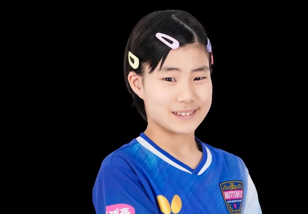 松岛美空用孙颖莎合影做头像松岛美空也太有眼光啦，主动用和莎莎的合照当头像，双向好