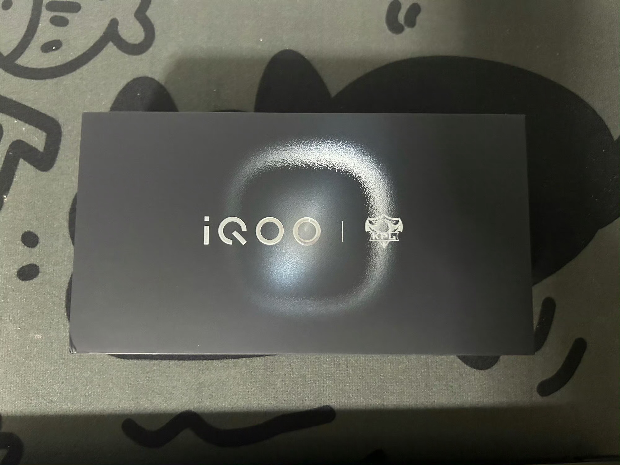 iQOO玩游戏真的很爽，iQOO15T给家人，我试试iQOO neo11 至尊版