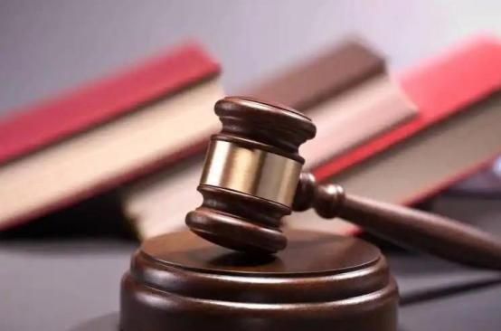 四川成都，男子吴某酒后和朋友去按摩店，本想“放松”一下，却陷入麻烦，他付钱选了女