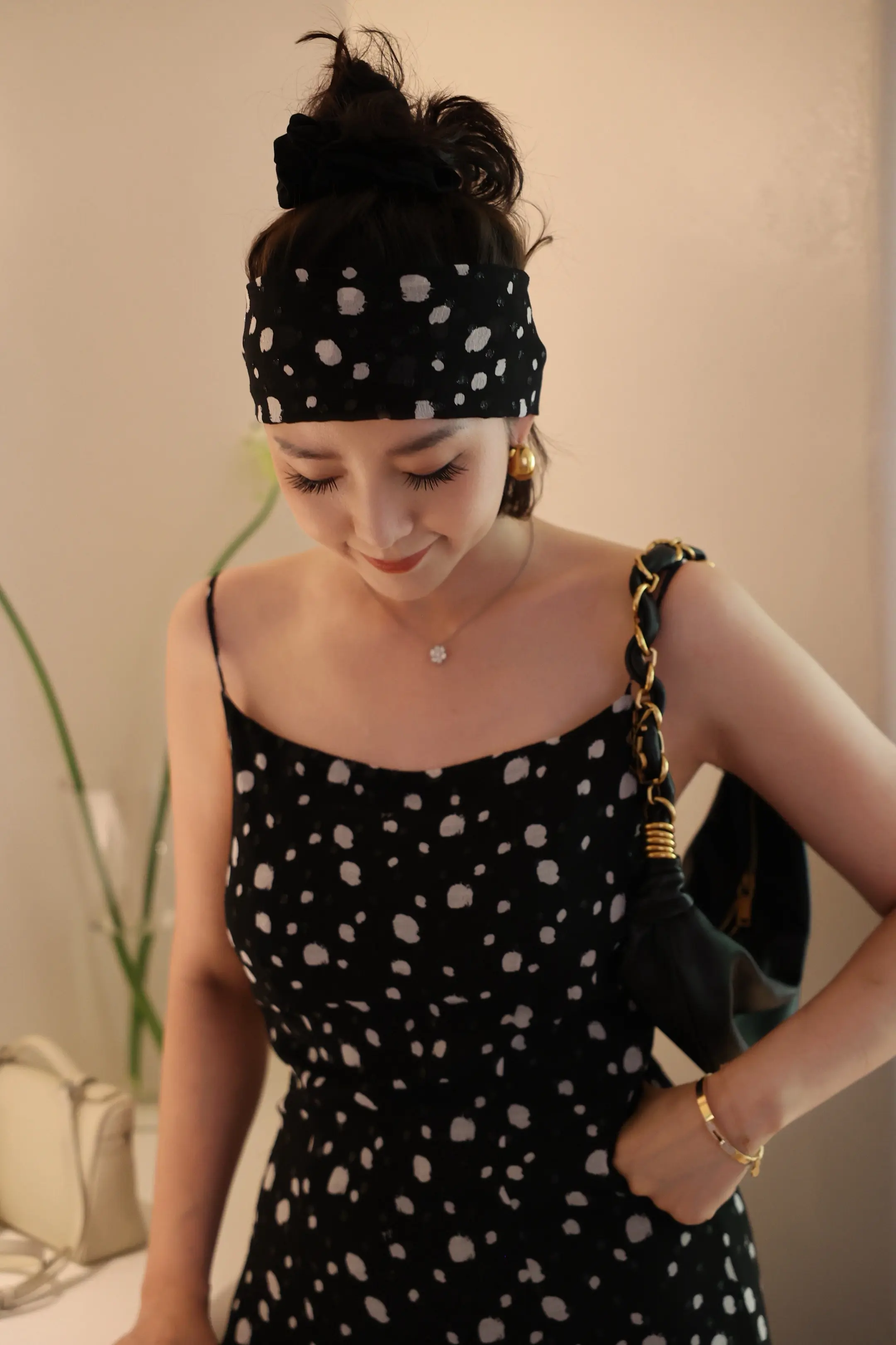 连衣裙拍照 穿美裙赴夏日之约 庭院拍照 莫奈花园夏日穿搭 极繁主义穿搭