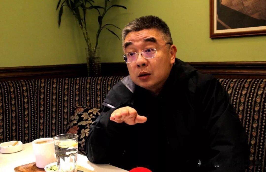 钱文忠说：“我们的社会已经开始面临严重问题，严重到忠诚、守信、孝悌、守规矩的孩子