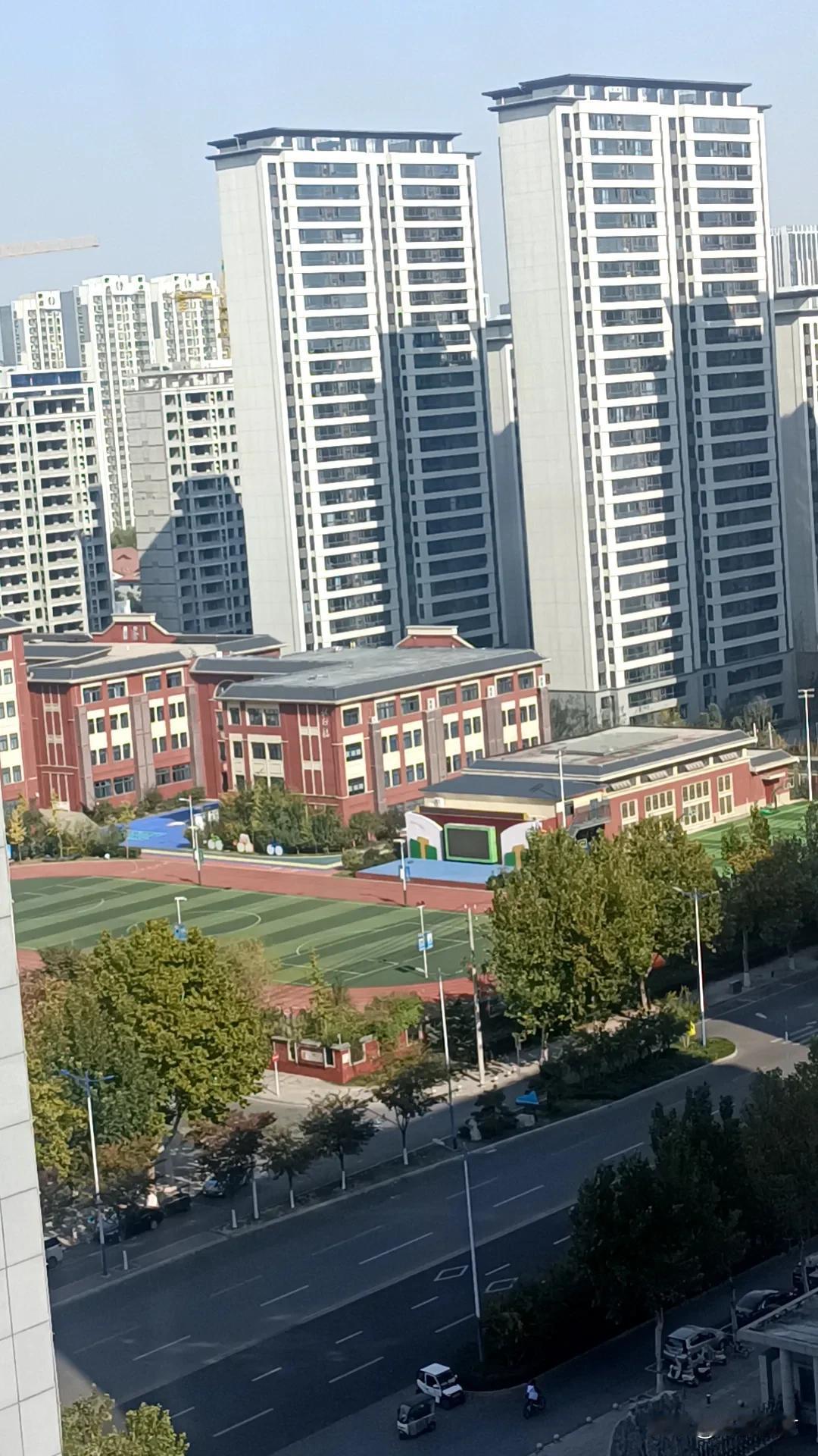 城市一角
美景之星