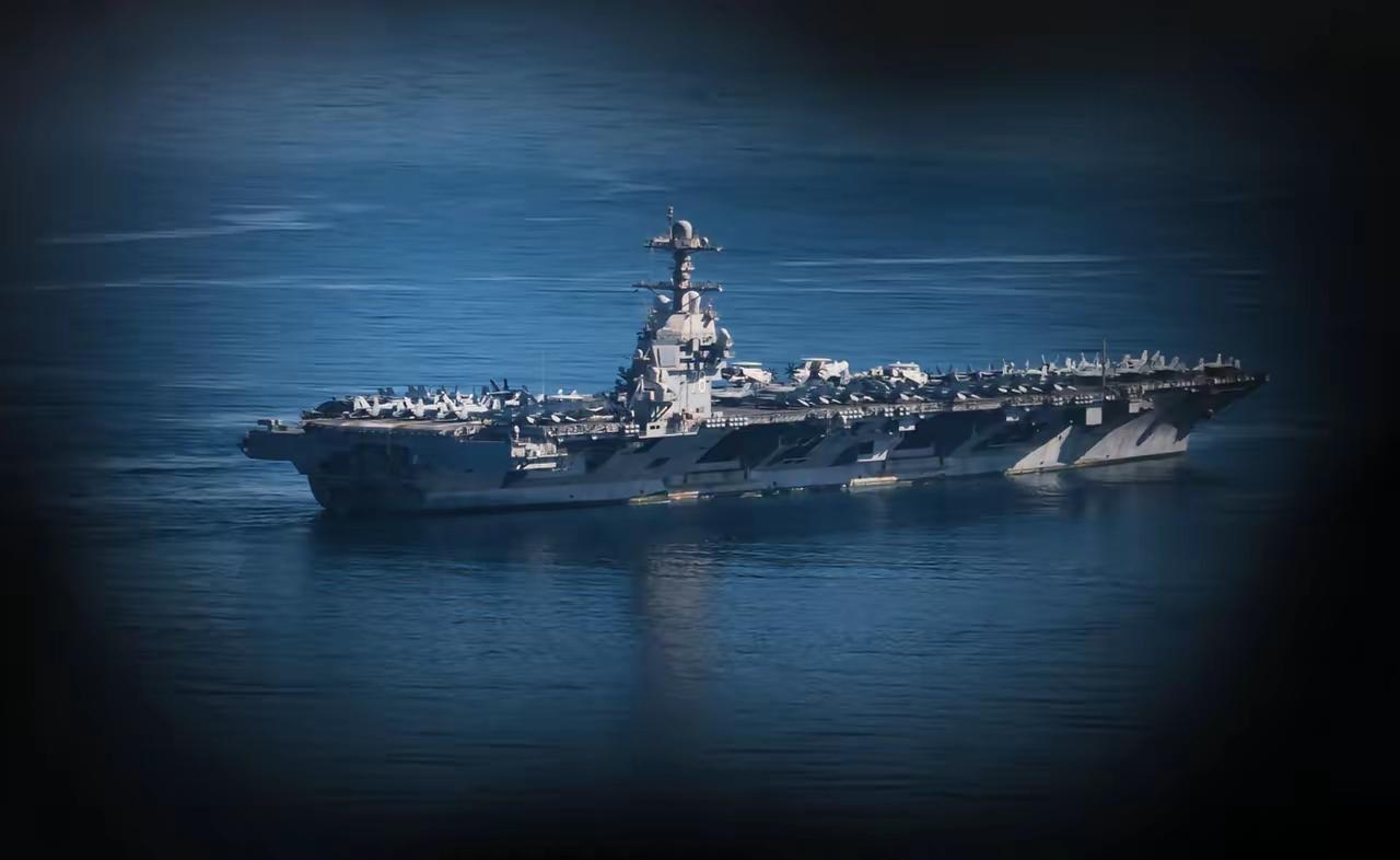 棒子:大哥  你家福特级航母是不是废了啊
鹰酱:你啥意思啊  
棒子:都说你家福