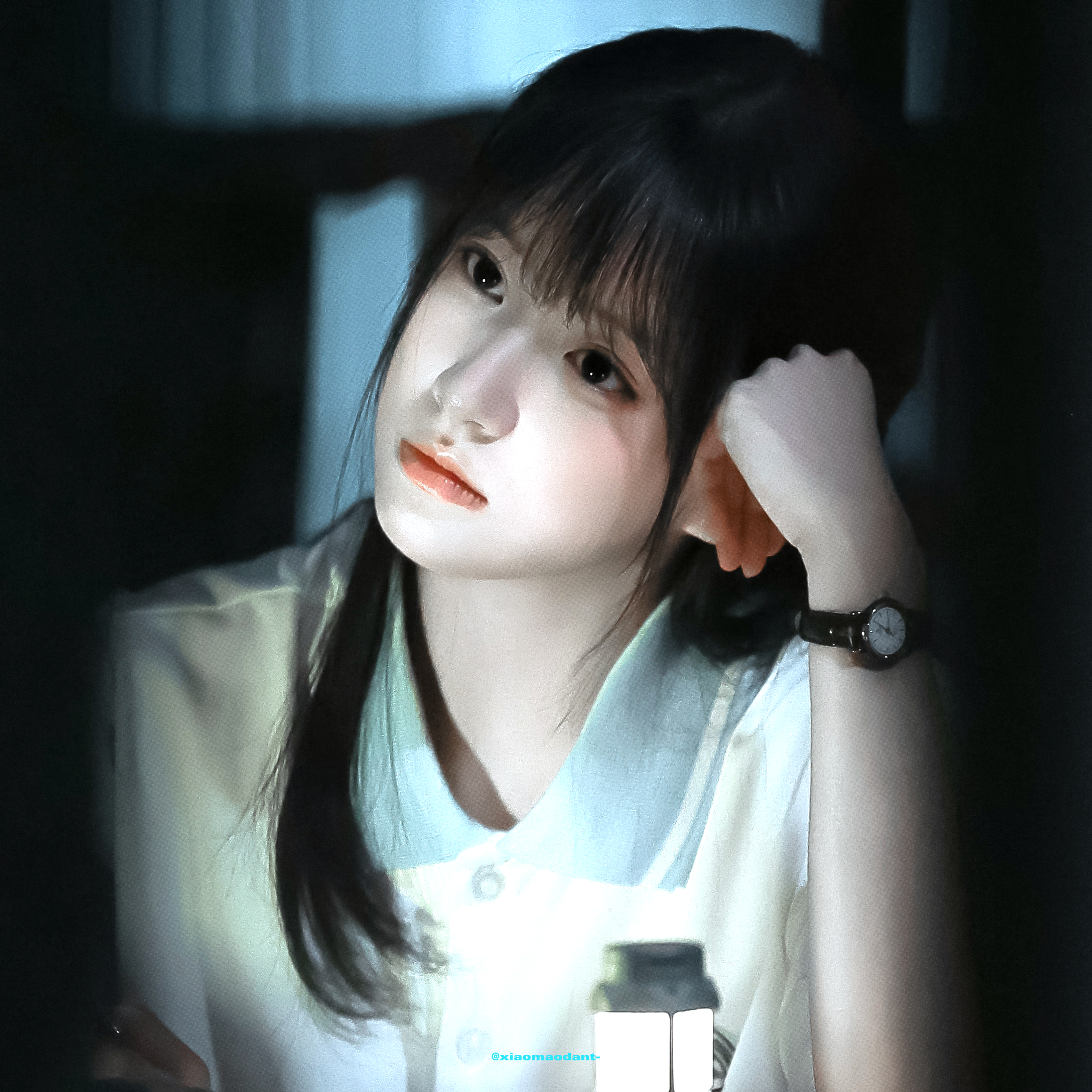 月儿弯弯🌙包上恩周挽