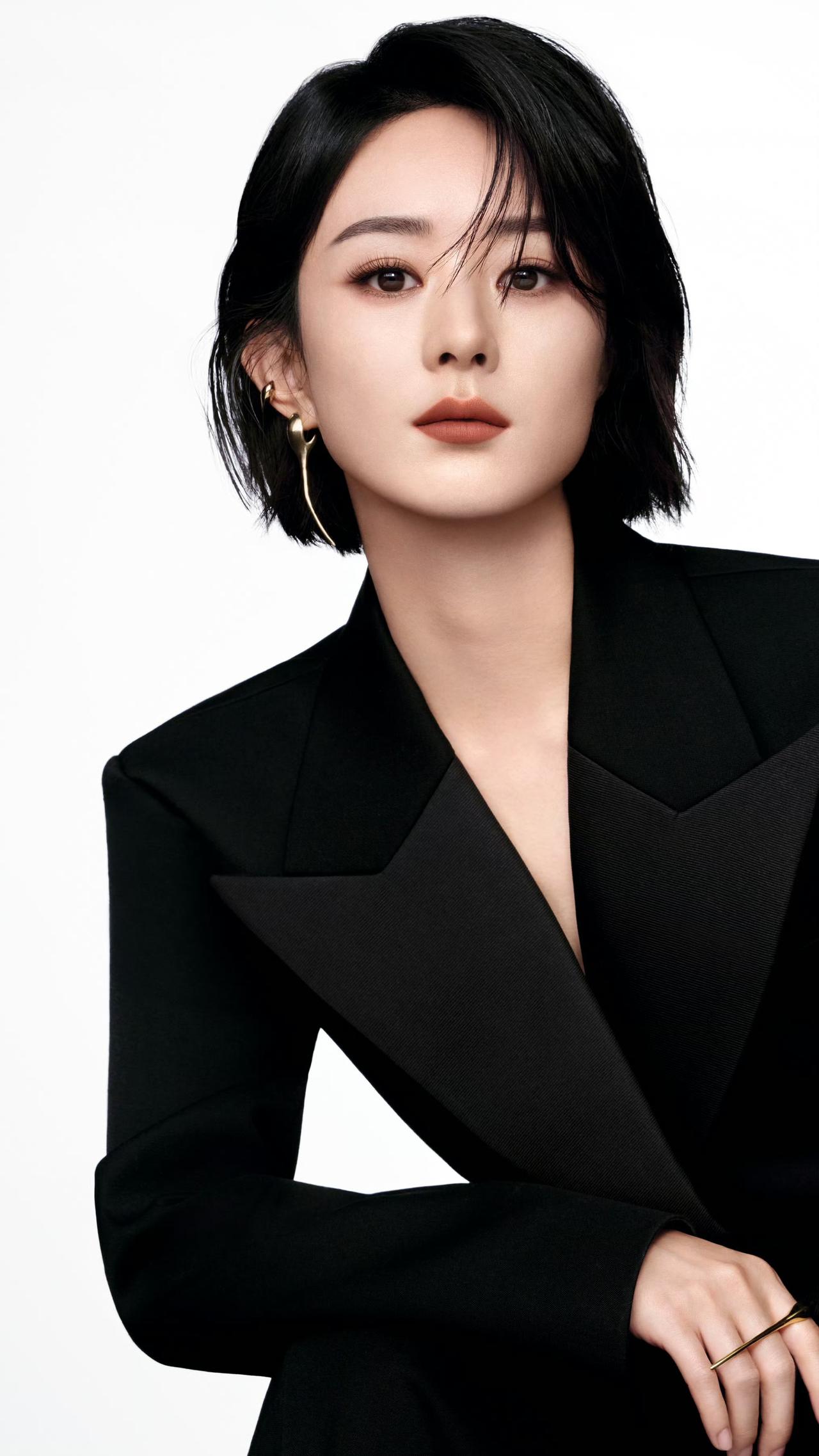 恭喜纪梵希彩妆请到了超一线女演员。
恭喜纪梵希彩妆请到了千亿女王。
恭喜纪梵希彩