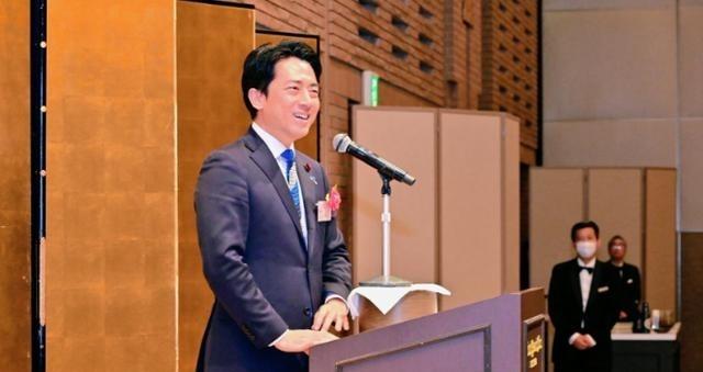 日本这次彻底怂了！当地时间5月29日，在香格里拉对话会开幕式暨晚宴结束之后，日本