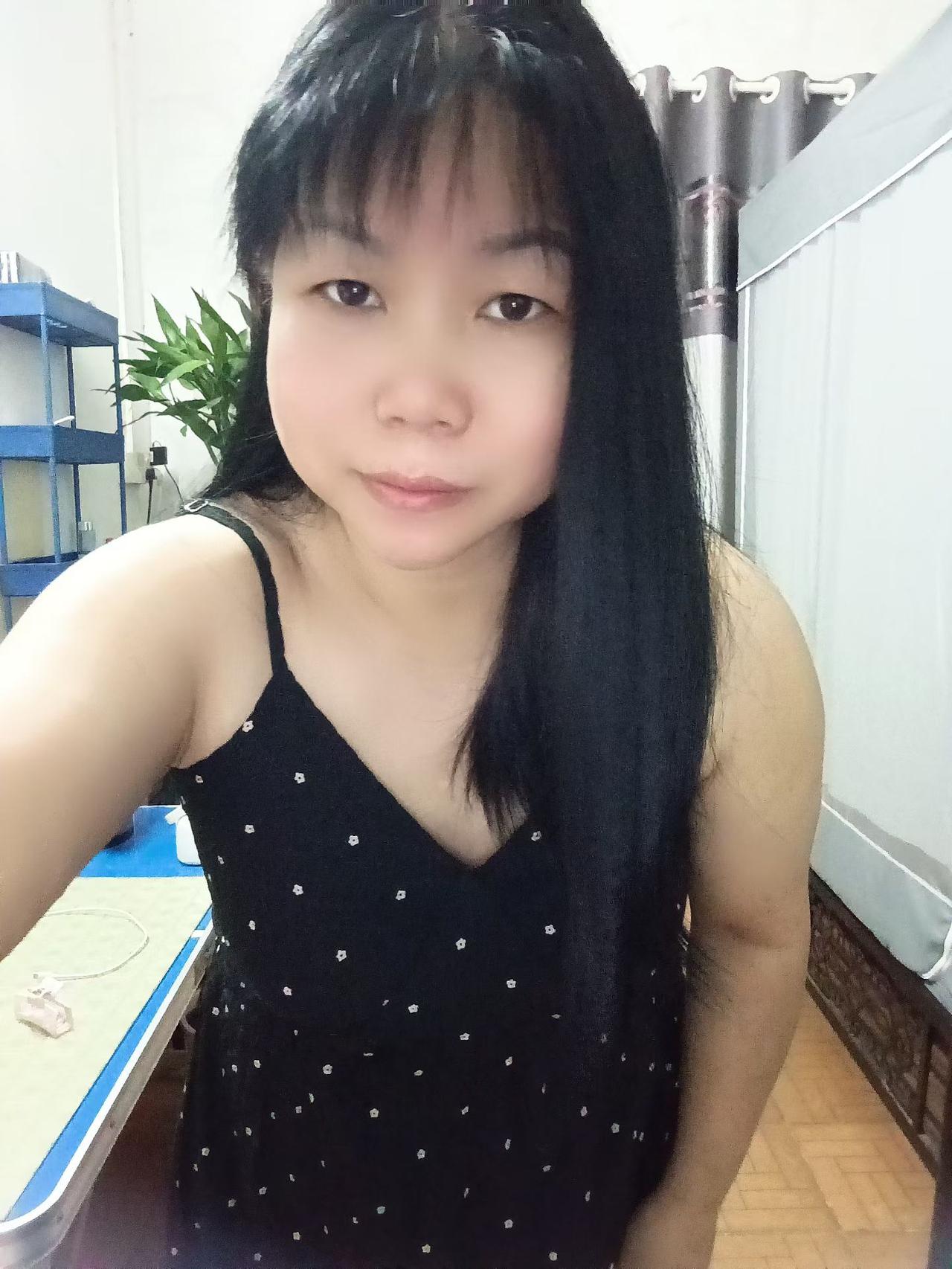 大家好，我是七姐，去年到现在我都很少更新视频，就有很多网友问七姐，为什么不更新视