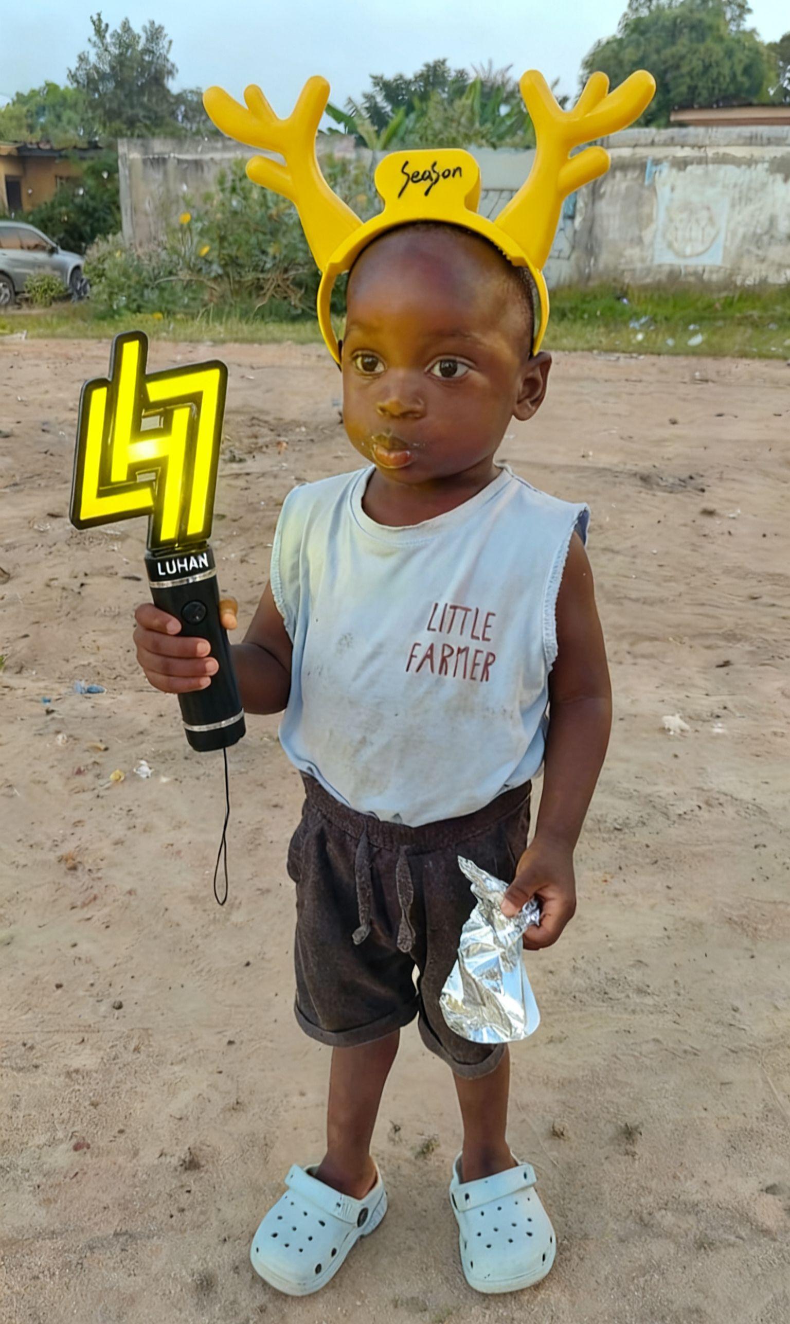 给我们非洲十二少安排一张门票。