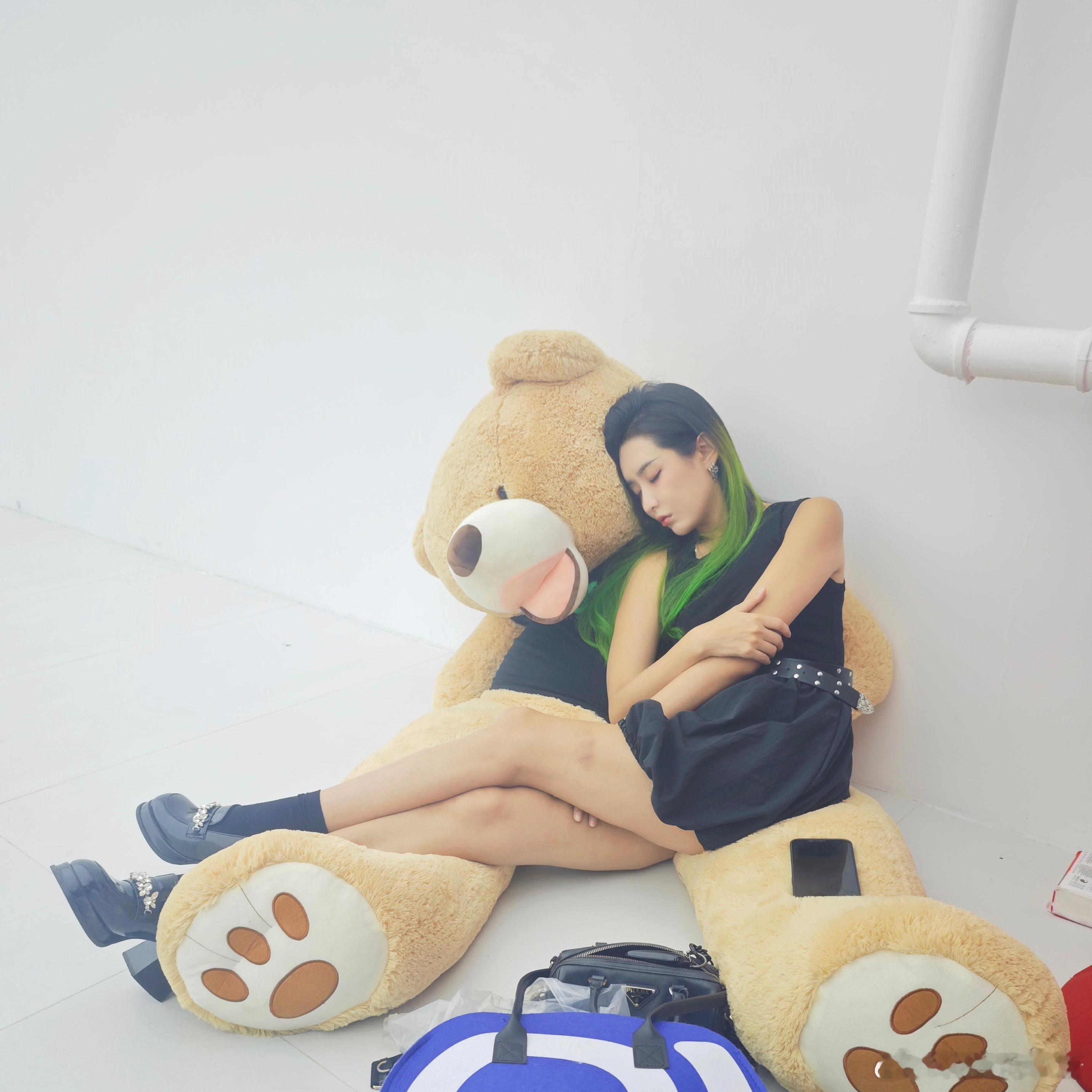 这天气太适合睡觉[doge]有机会就眯一会吧[笑cry]#生活手记##拍摄花絮#