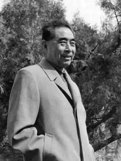 🌺🙏敬爱的周总理，致敬您的心系苍生，践行您的爱民初心！“但愿苍生俱饱暖，不辞