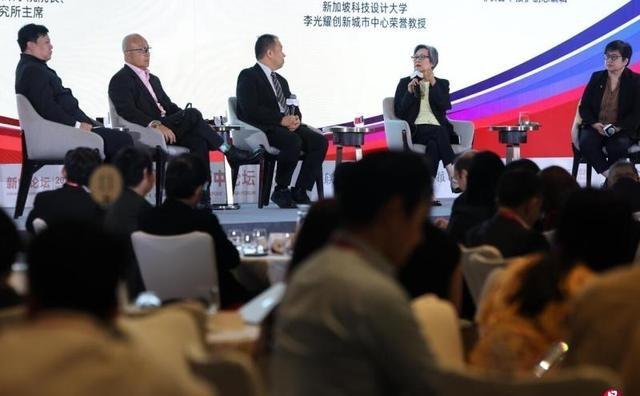 新加坡大使一句话惊人：不管中国愿不愿意，全世界都已经这么看中国了！


7月6日