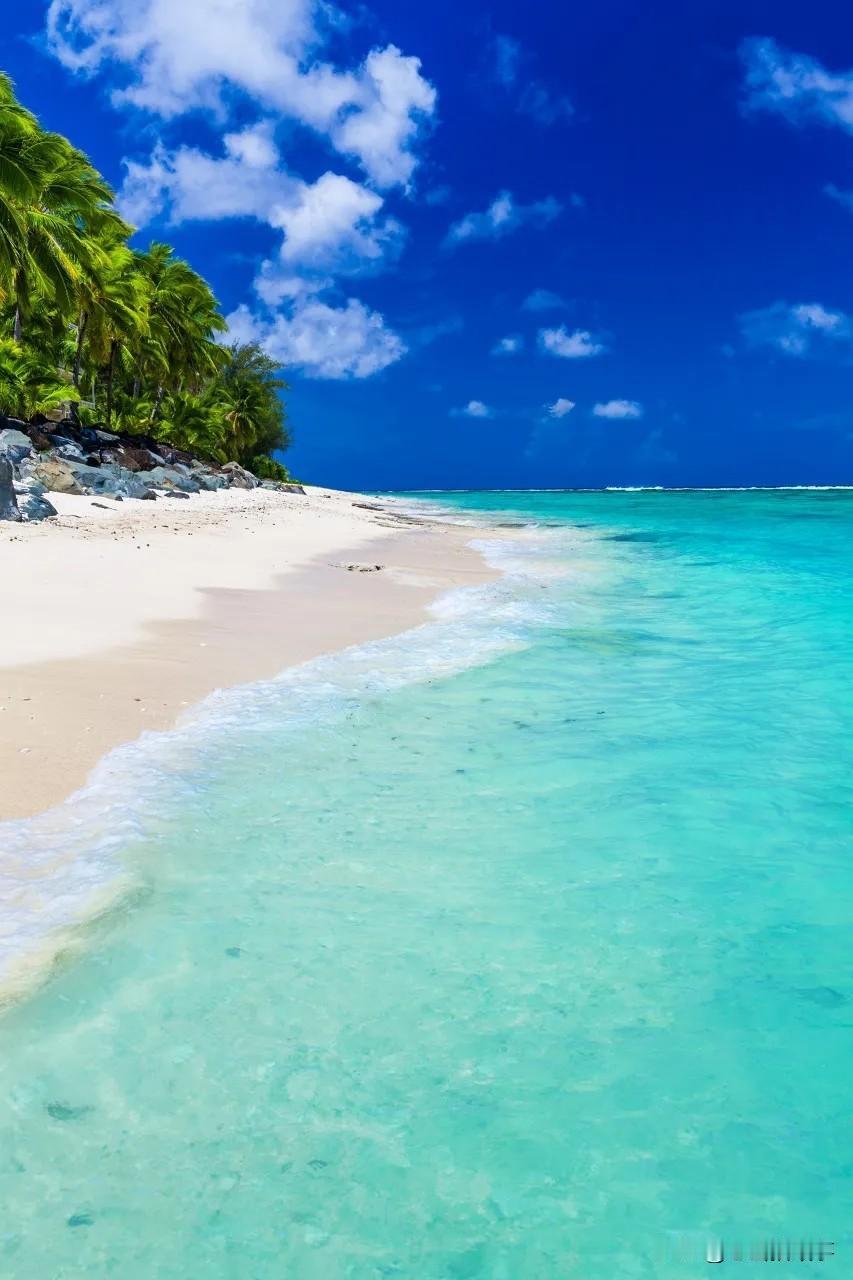 小时候在农村老家的时候，经常听大人们说，有三家儿富亲戚算不上穷人。在那个物质匮乏