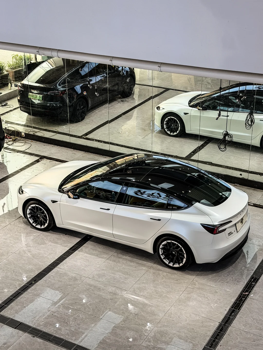 质感顶住了，不愧是model3算是没白疼你一场