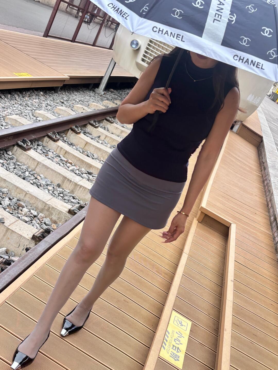 不要被条条框框困住，做你自己就好 日常穿搭也要美