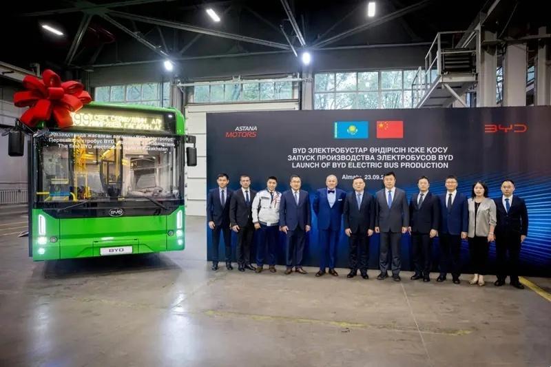 懂车之道讯近日，哈萨克斯坦首批比亚迪电动大巴在阿斯塔纳汽车（Astana Mot