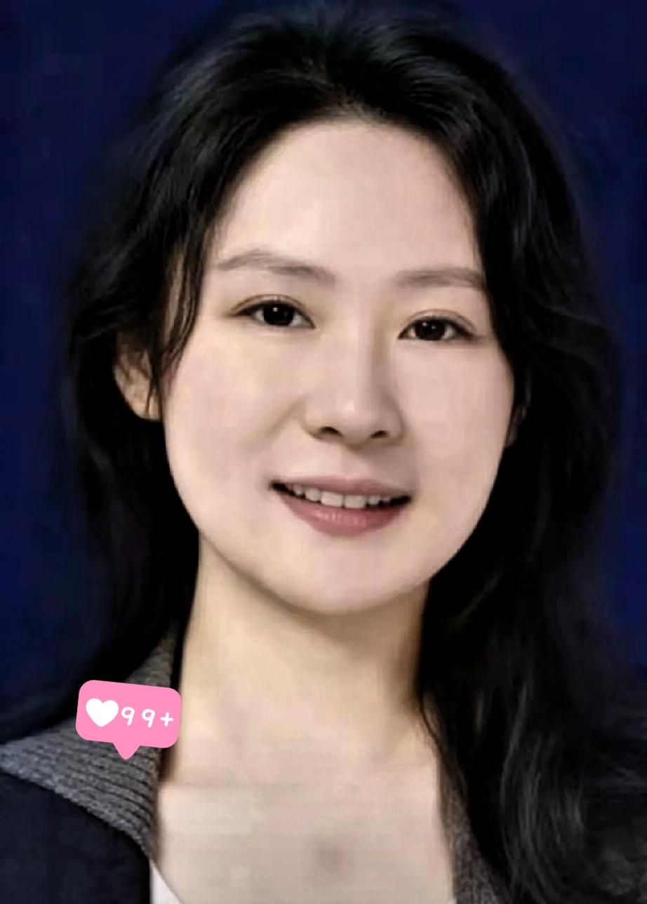 大家刷到这个事儿了吗？
 
左所长，把持不住了。就因为一个女人——唐婵玉。
 