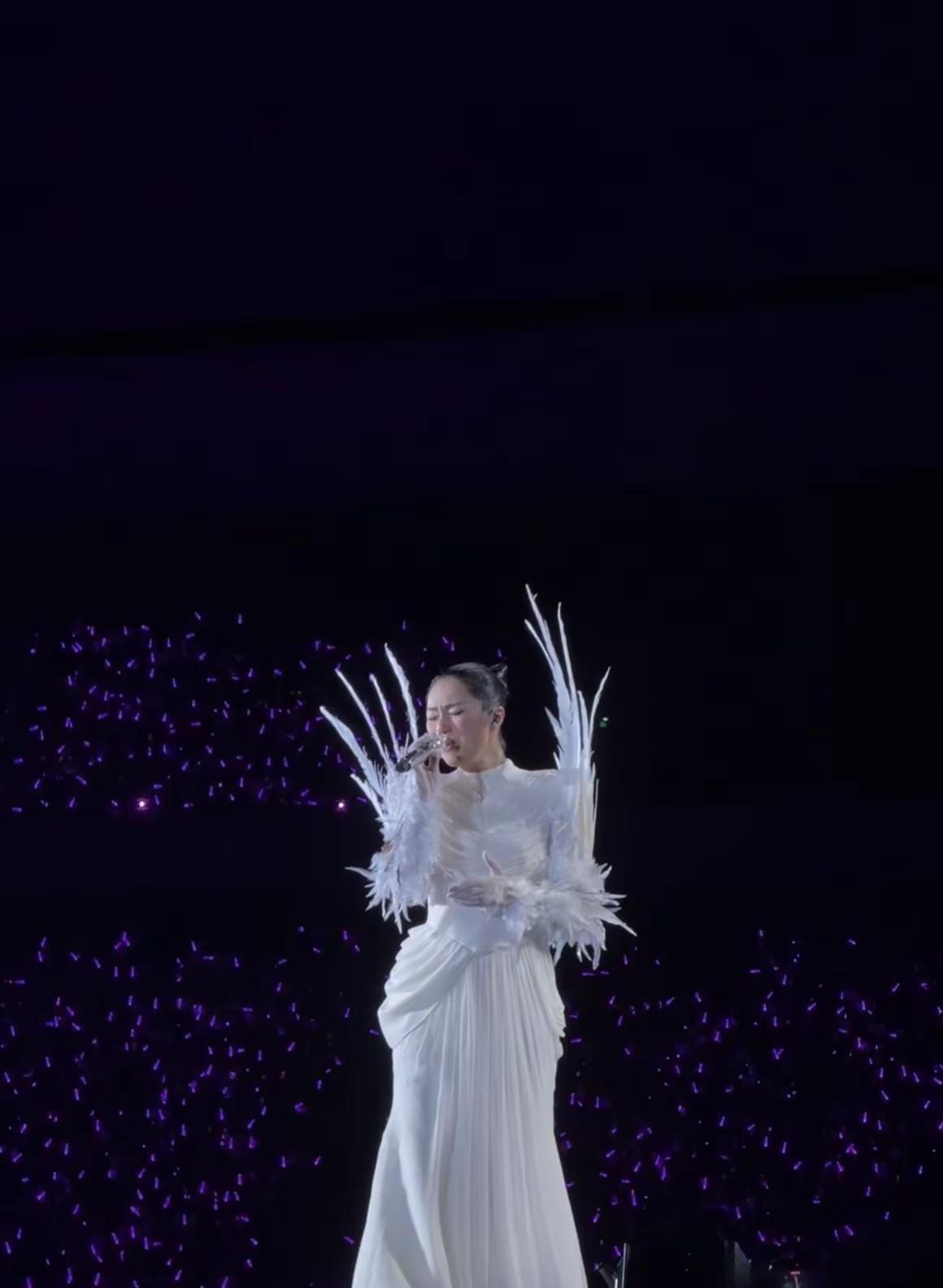 杨千嬅世界巡回演唱会—广州站 杨千嬅【Live MY LIVE1.0】世界巡回演
