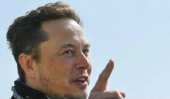 马斯克突然改口震碎西方认知！中国 AI 不是崛起是归位，DeepSeek 撕开技