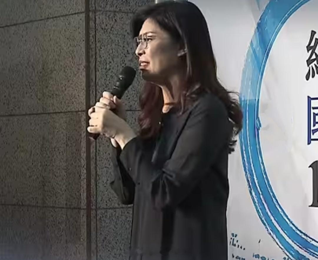 ▼11月12号，国民党主席郑丽文在孙中山诞辰160周年活动上发表：希望天下为公的