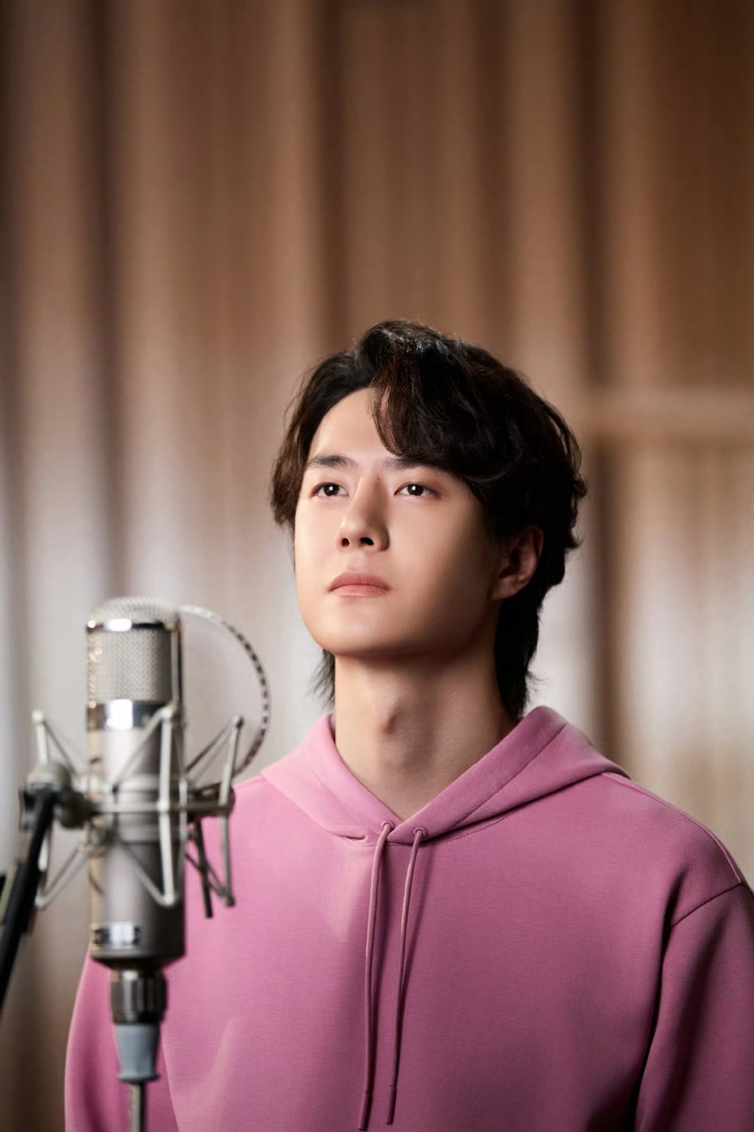 王一博UGG暂定11月12日宣 ​​​