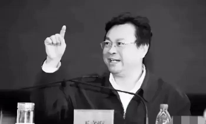 这犯罪的人还没有宣判，犯罪嫌疑人就已经死了，这个事情应该怎么办？有没有律师给我们