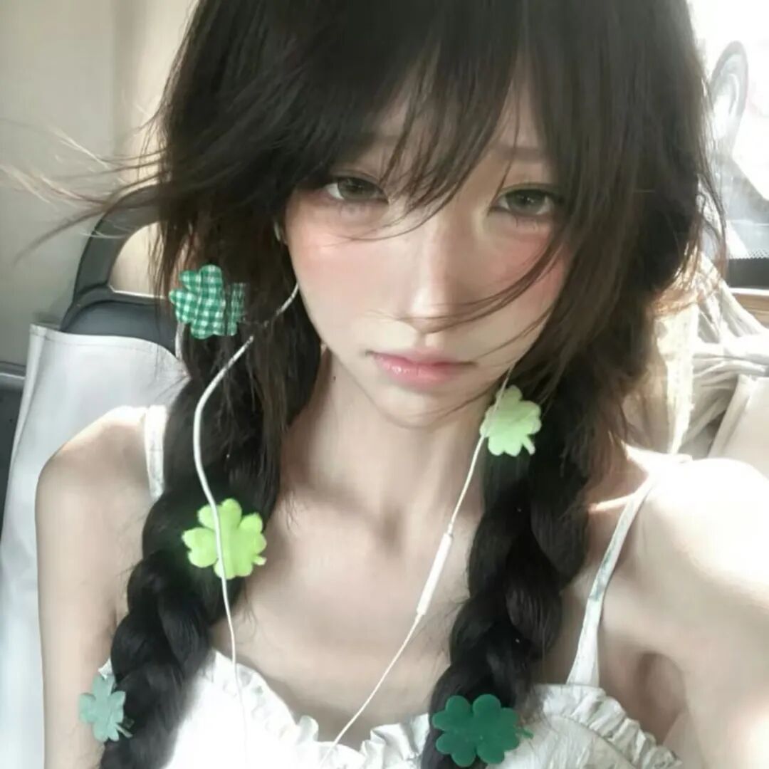 𝗦𝗵𝗮𝗿𝗲 | 微信头像该换了˗ˏˋ🧗 