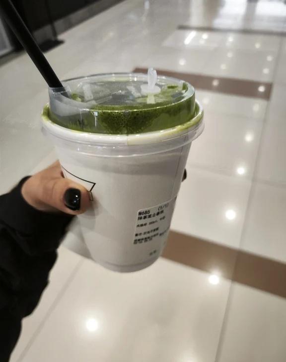 我被吃豆腐了
我勇敢的报警了。等帽子叔叔来