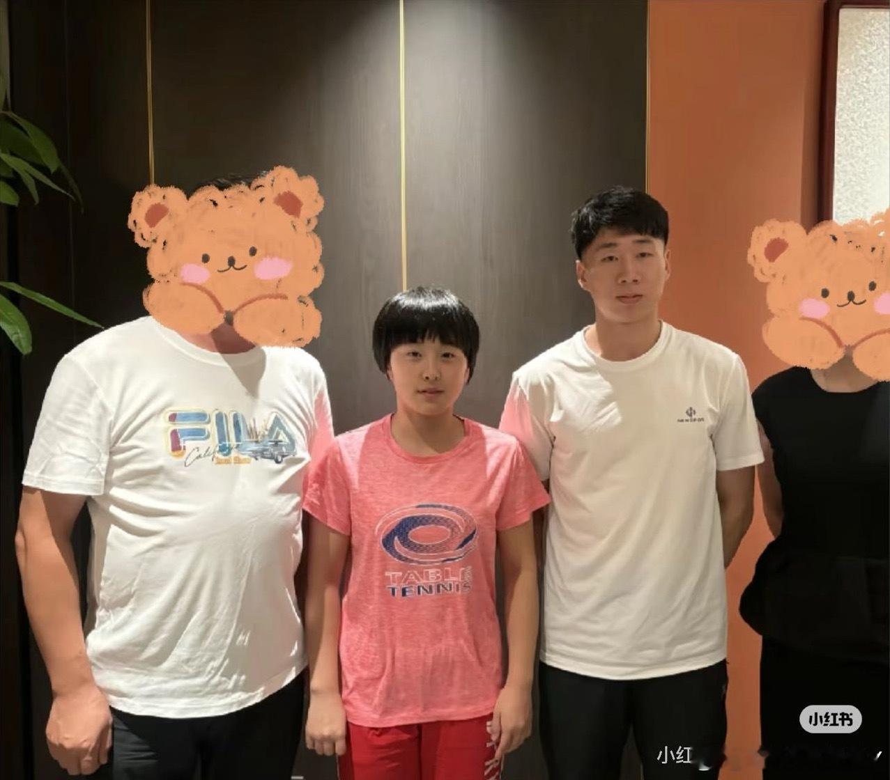 小金姐和赘婿老李也来了这次不是比单项赛金姐远离赘婿了 ​​​