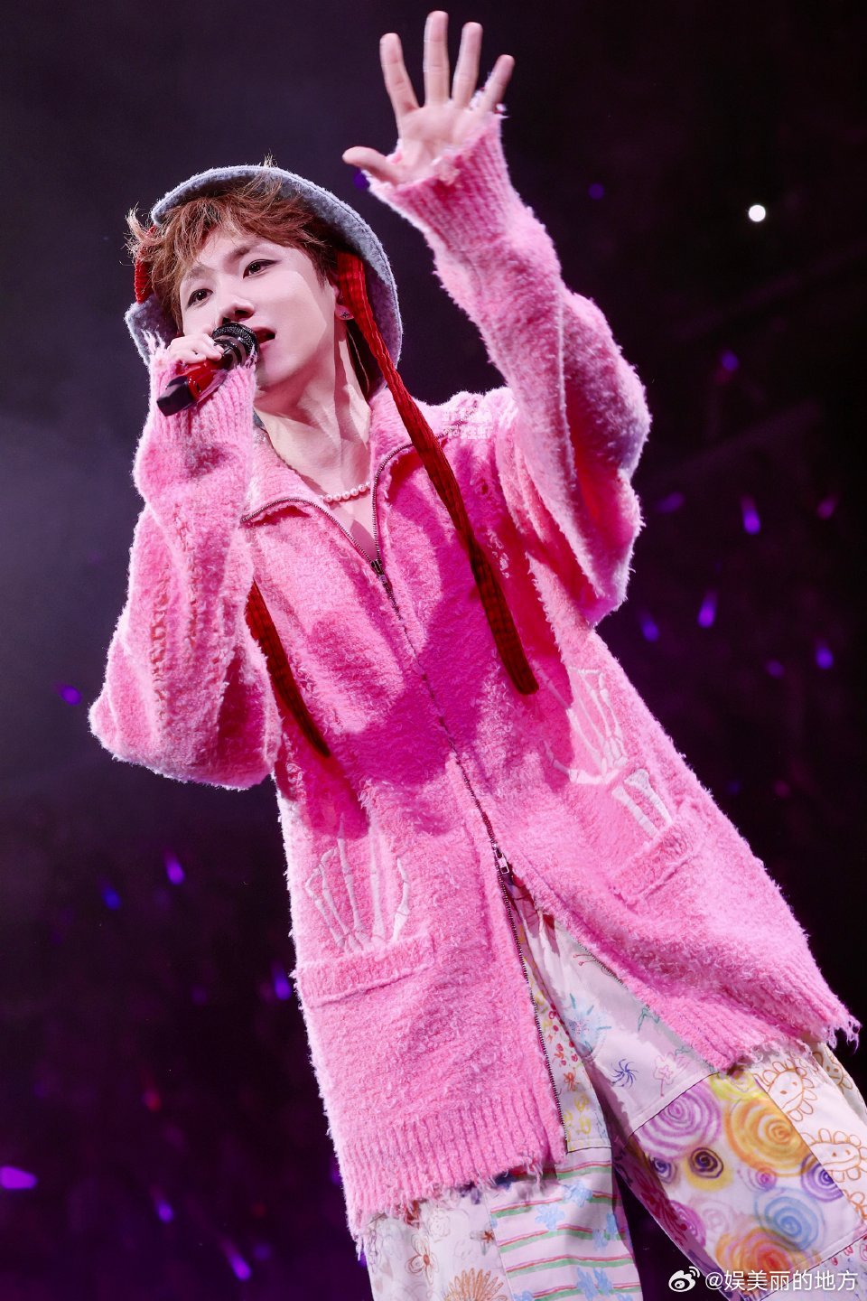 汪苏泷墨尔本演唱会上座率 汪苏泷墨尔本演唱会用实力证明人气，满场上座率+绝美紫海