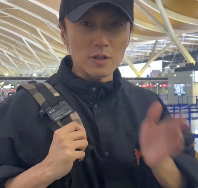 谢霆锋，太不容易了！

5月5日下午，谢霆锋发了一个短视频，记录了他从上海坐飞机