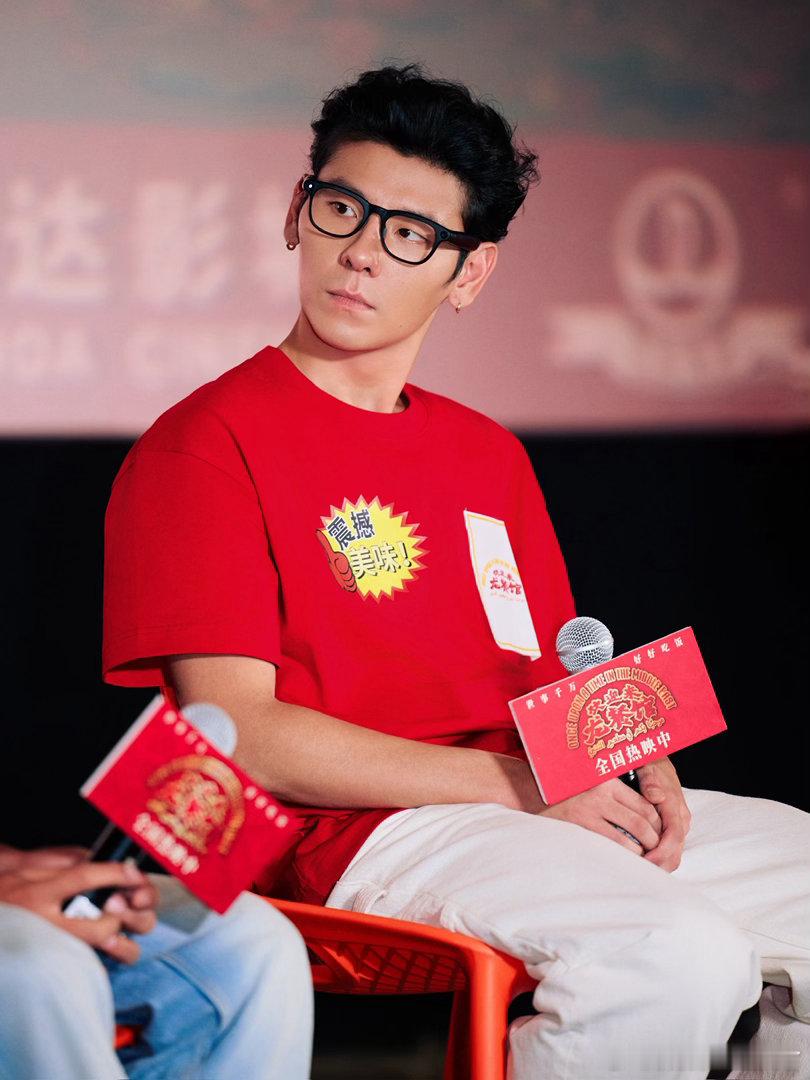蒋奇明好大一颗泪、蒋奇明演哭了我看哭了好大一颗泪落下，看见马俊生柔软的内核。蒋奇